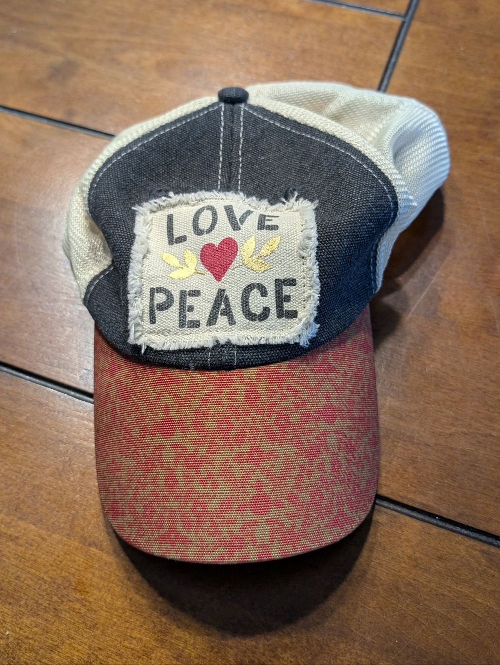 Natural Life "Love Peace" Trucker Hat – Patchwork – OSFM – NWOT